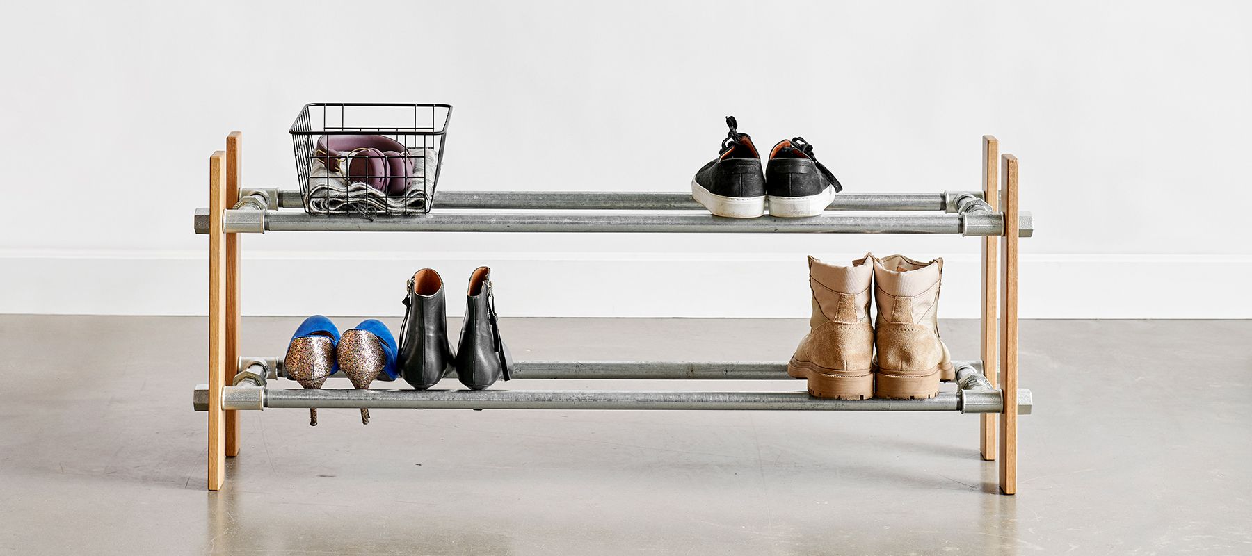 Schuhregal Eiche - Stilvolles Schuhregal aus Wasserrohr